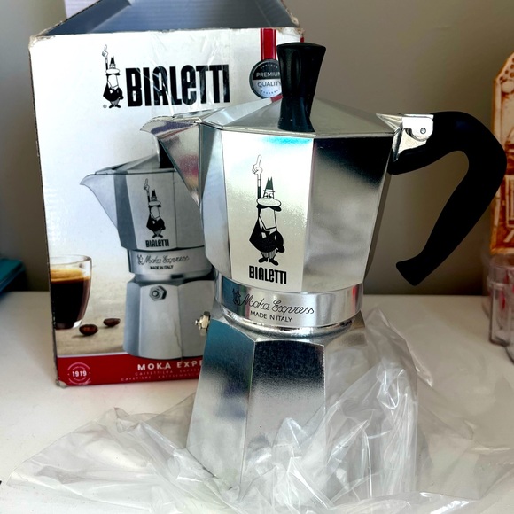 Bialette espresso maker - Picture 1 of 3